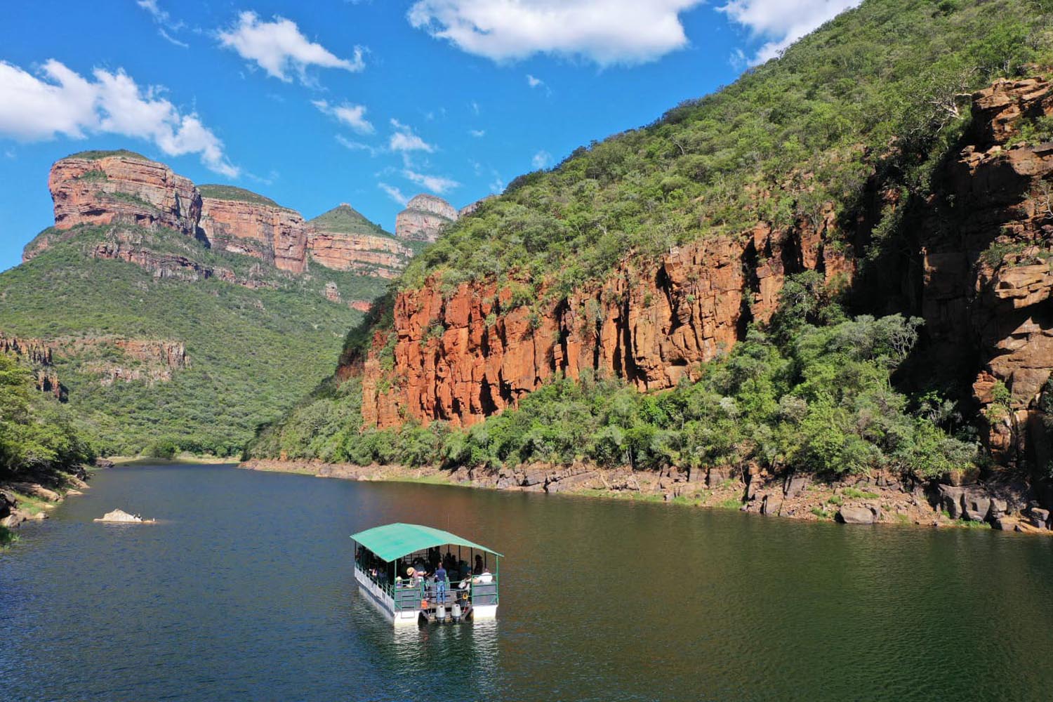 Boat-Three-Rondawels-2